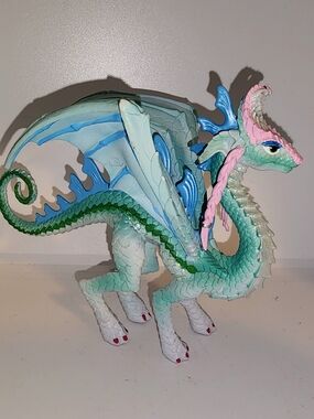 Safari Ltd Princess Dragon PVC figure